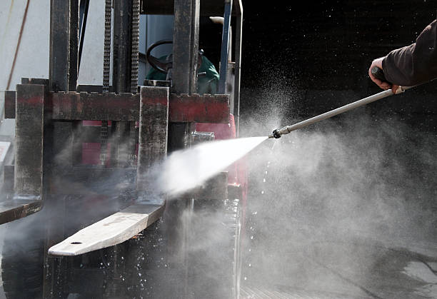Best Patio and Deck Pressure Washing  in North Madison, OH