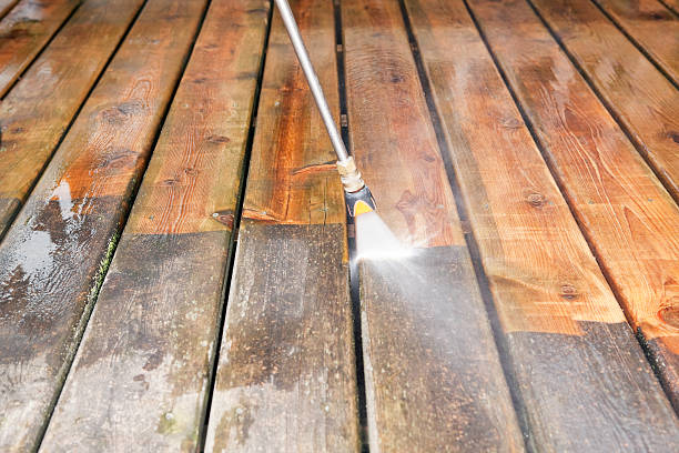 Best Sign and Awning Cleaning  in North Madison, OH